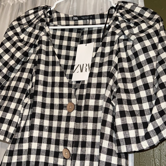 Zara Dress - Picture 2 of 8